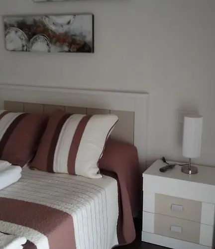 El Pilar De Don Gregorio Landhuis *